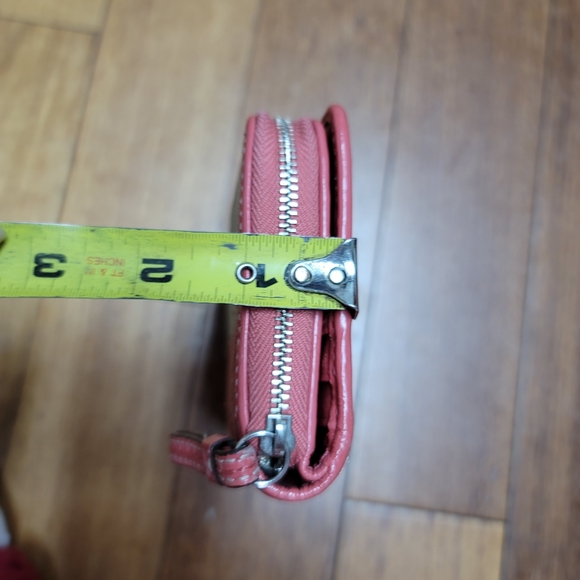 Coach Signature Monogram Wallet - Picture 11 of 13